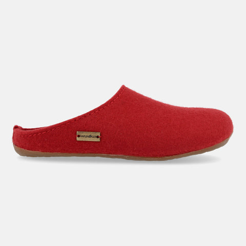 Haflinger Pantoffel Fundus in Rot (Rubin) aus Filz mit Gummisohle Seitenansicht