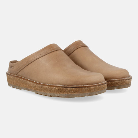 Haflinger Lederclog Travel Classic in Beige (Taupe) aus Leder mit weichem Fußbett perfekt für drinnen und draußen Seitenansicht