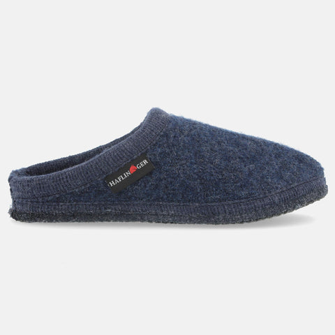 Haflinger Pantoffel Alaska in Blau (Jeans) aus Walkstoff mit Filzsohle Seitenansicht
