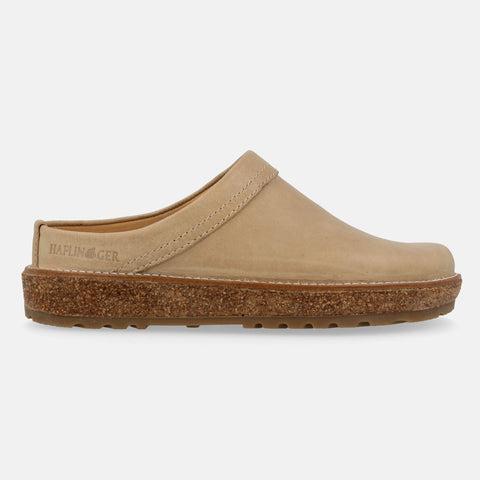 Haflinger Lederclog Travel Classic in Beige (Linen) aus Leder mit weichem Fußbett perfekt für drinnen und draußen Seitenansicht