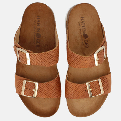 Haflinger Sandale Andrea in Braun (Braided Caramel) aus Leder mit Korkfußbett und verstellbaren Schnallen Vogelperspektive