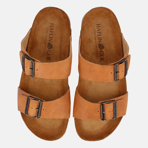 Haflinger Sandale Andrea in Braun (Country Caramel) aus Leder mit Korkfußbett und verstellbaren Schnallen Vogelperspektive